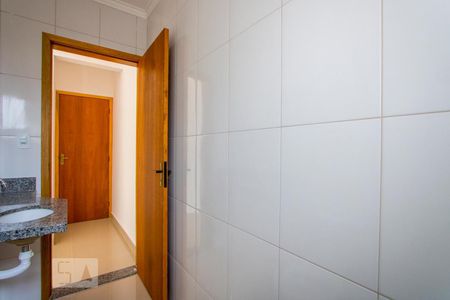 Apartamento para alugar com 55m², 2 quartos e 1 vagaBanheiro do quarto 1