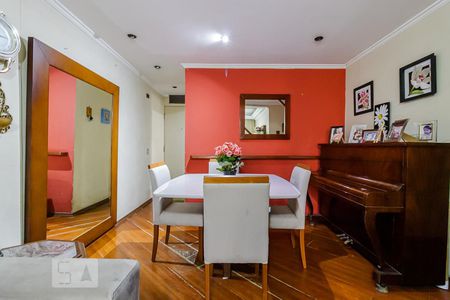 Sala de apartamento para alugar com 3 quartos, 63m² em Jardim Santa Emília, São Paulo