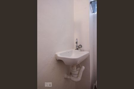 Banheiro  de kitnet/studio para alugar com 1 quarto, 16m² em Vila Mariana, São Paulo