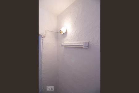 Banheiro  de kitnet/studio para alugar com 1 quarto, 16m² em Vila Mariana, São Paulo