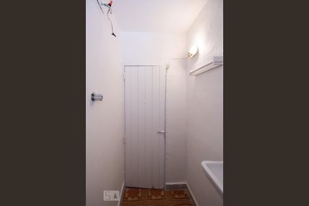 Banheiro  de kitnet/studio para alugar com 1 quarto, 16m² em Vila Mariana, São Paulo