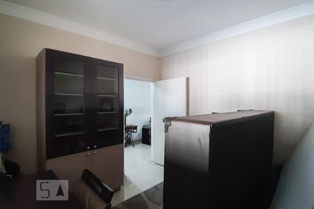 Escritório  de casa para alugar com 3 quartos, 220m² em Santa Teresinha, São Paulo