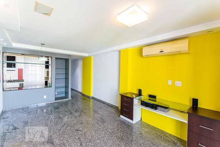 Sala de apartamento para alugar com 2 quartos, 92m² em Ingá, Niterói