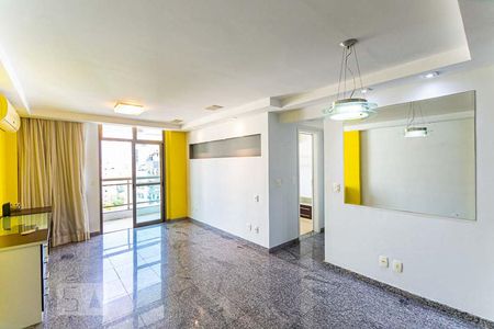 Sala de apartamento para alugar com 2 quartos, 92m² em Ingá, Niterói
