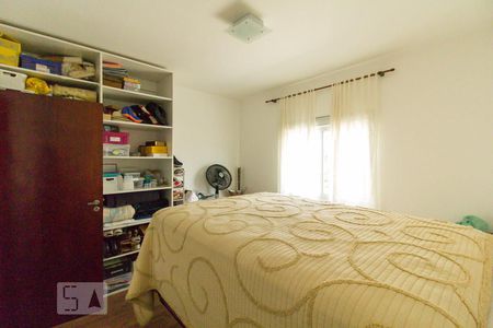 Casa à venda com 201m², 3 quartos e 4 vagasSuíte 2