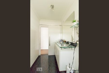 Casa à venda com 201m², 3 quartos e 4 vagasBanheiro Suíte 1