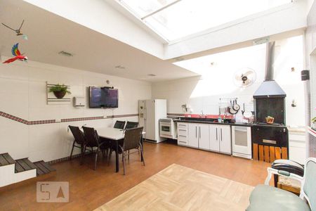 Casa à venda com 201m², 3 quartos e 4 vagasÁrea Gourmet e Área de Serviço