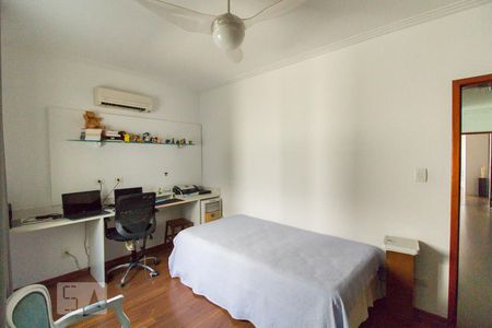 Casa à venda com 201m², 3 quartos e 4 vagasSuíte 3