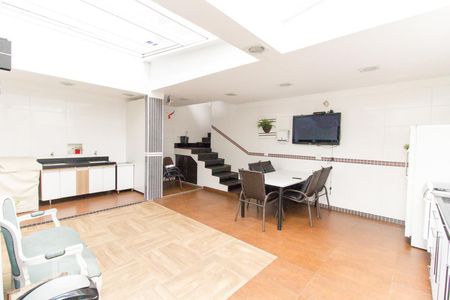 Casa à venda com 201m², 3 quartos e 4 vagasÁrea Gourmet e Área de Serviço