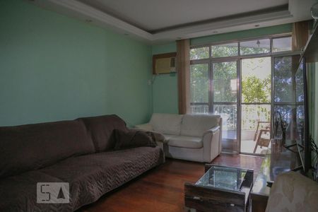 Apartamento para alugar com 115m², 3 quartos e 3 vagasSala