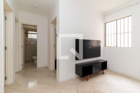 Sala de apartamento para alugar com 2 quartos, 60m² em Vila Regina, São Paulo