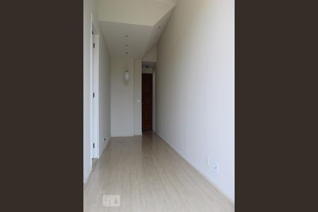 Sala  de apartamento para alugar com 2 quartos, 97m² em Pechincha, Rio de Janeiro