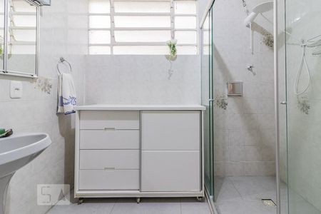 Apartamento à venda com 133m², 3 quartos e sem vagaBanheiro