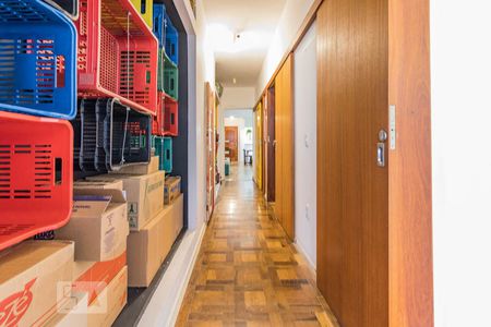 Apartamento à venda com 133m², 3 quartos e sem vagaCorredor