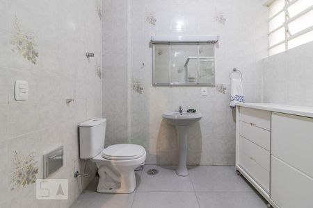 Apartamento à venda com 133m², 3 quartos e sem vagaBanheiro