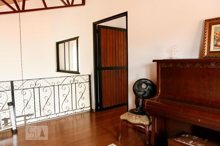 Casa à venda com 400m², 5 quartos e 8 vagasMesanino