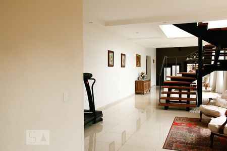 Sala de Estar de casa à venda com 5 quartos, 400m² em Jardim Santa Helena, São Paulo