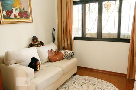 Casa à venda com 400m², 5 quartos e 8 vagasSala de TV Suíte 1 