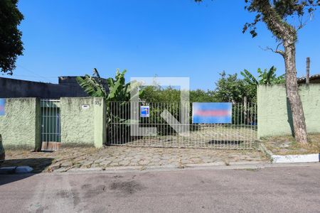 Casa para alugar com 200m², 3 quartos e 2 vagasFachada