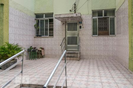 Apartamento à venda com 55m², 1 quarto e 1 vaga Apartamento à venda com 55m², 1 quarto e 1 vagaHall de entrada do bloco