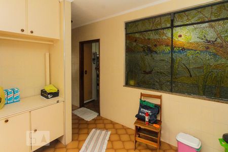 Casa à venda com 297m², 4 quartos e 5 vagas Casa à venda com 297m², 4 quartos e 5 vagasÁrea de Serviço