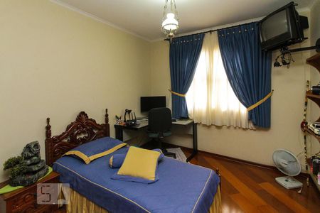 Casa à venda com 297m², 4 quartos e 5 vagas Casa à venda com 297m², 4 quartos e 5 vagasQuarto 03