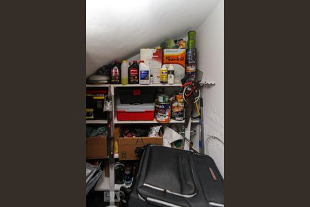 Casa à venda com 297m², 4 quartos e 5 vagas Casa à venda com 297m², 4 quartos e 5 vagasdeposito