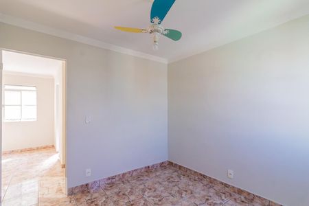 Quarto 2 de apartamento para alugar com 2 quartos, 4m² em Jardim Flor da Montanha, Guarulhos