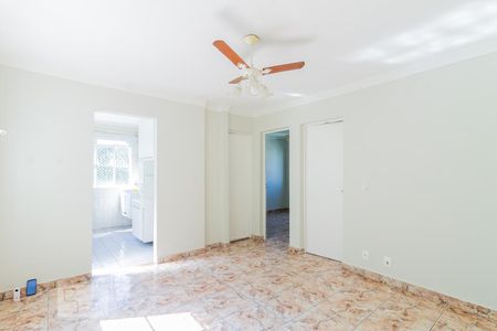 Sala de apartamento para alugar com 2 quartos, 4m² em Jardim Flor da Montanha, Guarulhos