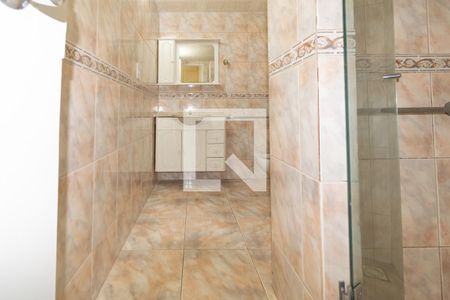 Apartamento à venda com 142m², 3 quartos e 1 vaga Apartamento à venda com 142m², 3 quartos e 1 vagaBanheiro social