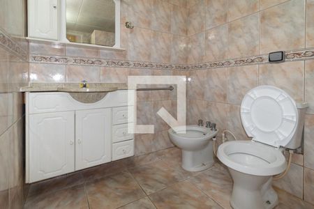 Apartamento à venda com 142m², 3 quartos e 1 vaga Apartamento à venda com 142m², 3 quartos e 1 vagaBanheiro social