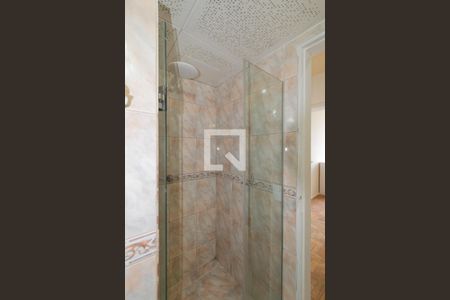 Apartamento à venda com 142m², 3 quartos e 1 vaga Apartamento à venda com 142m², 3 quartos e 1 vagaBanheiro social