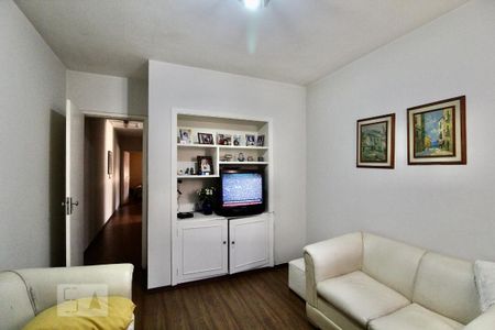 Casa à venda com 220m², 4 quartos e 2 vagas Casa à venda com 220m², 4 quartos e 2 vagasQuarto 2