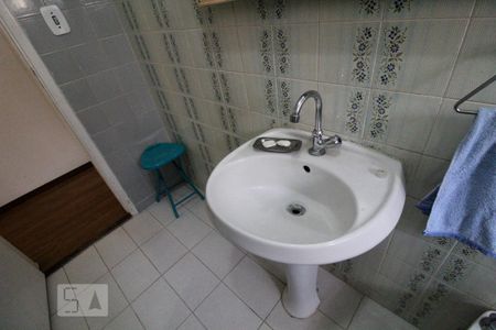 Casa à venda com 220m², 4 quartos e 2 vagas Casa à venda com 220m², 4 quartos e 2 vagasBanheiro 2 - Pia