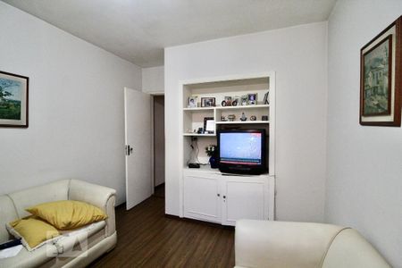 Casa à venda com 220m², 4 quartos e 2 vagas Casa à venda com 220m², 4 quartos e 2 vagasQuarto 2