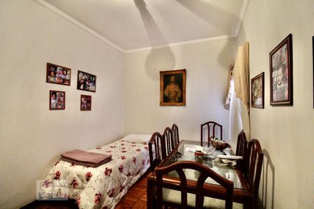 Casa à venda com 220m², 4 quartos e 2 vagas Casa à venda com 220m², 4 quartos e 2 vagasSala de Jantar