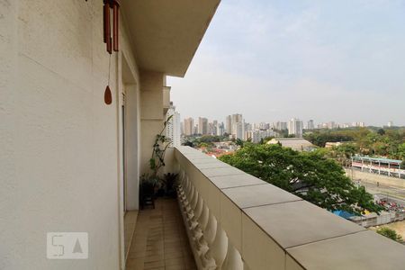 Apartamento à venda com 127m², 3 quartos e 1 vagaVaranda