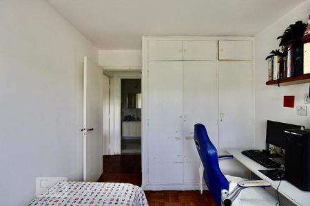 Apartamento à venda com 127m², 3 quartos e 1 vagaQuarto 2