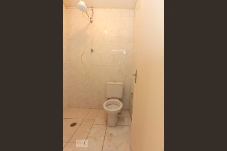 Banheiro de casa para alugar com 1 quarto, 40m² em Vila Madalena, São Paulo