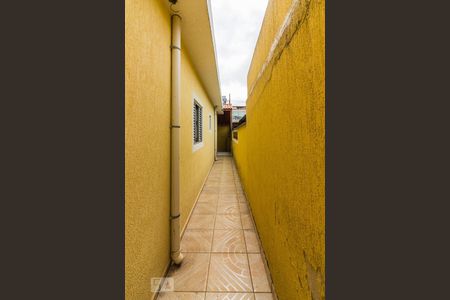 Casa à venda com 117m², 2 quartos e 3 vagasCorredor Lateral