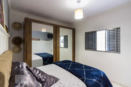 Casa à venda com 117m², 2 quartos e 3 vagasQuarto 2