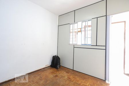 Quarto 2 de casa para alugar com 2 quartos, 60m² em Jardim Primavera, São Paulo
