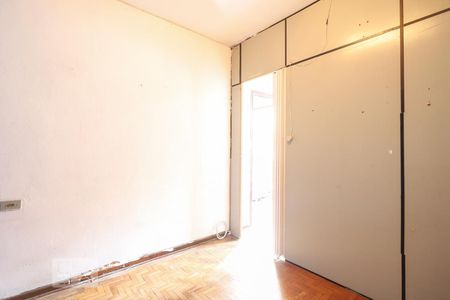 Quarto 1 de casa para alugar com 2 quartos, 60m² em Jardim Primavera, São Paulo