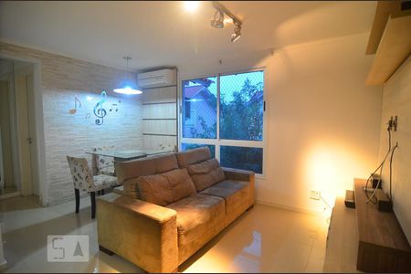 Sala de apartamento para alugar com 2 quartos, 50m² em Mato Grande, Canoas