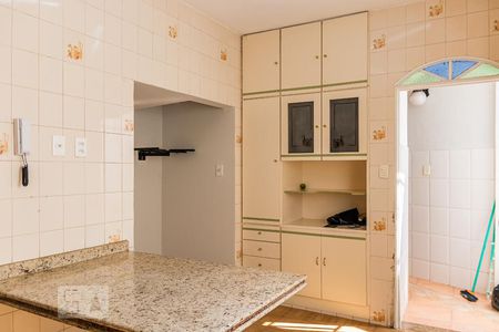 Casa para alugar com 270m², 3 quartos e 3 vagasCozinha