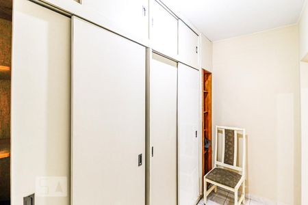 Apartamento para alugar com 70m², 2 quartos e 1 vagaQuarto reversível