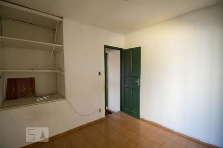 Casa à venda com 80m², 4 quartos e sem vaga Casa à venda com 80m², 4 quartos e sem vagaQuarto 2