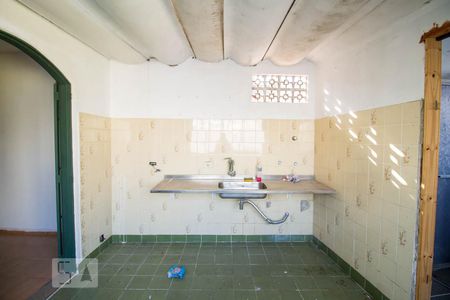 Casa à venda com 80m², 4 quartos e sem vaga Casa à venda com 80m², 4 quartos e sem vagaLavanderia