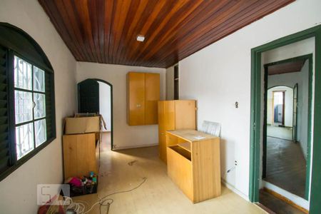 Casa à venda com 80m², 4 quartos e sem vaga Casa à venda com 80m², 4 quartos e sem vagaQuarto 4