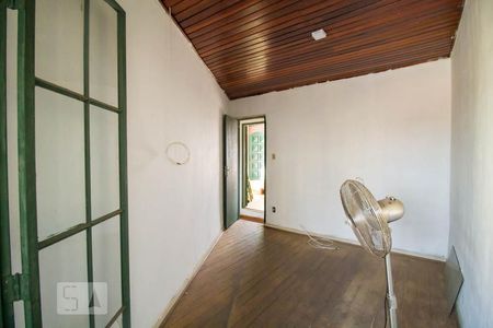 Casa à venda com 80m², 4 quartos e sem vaga Casa à venda com 80m², 4 quartos e sem vagaQuarto 3